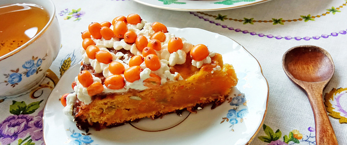 CARROT AND BUCKTHORN MUFFIN