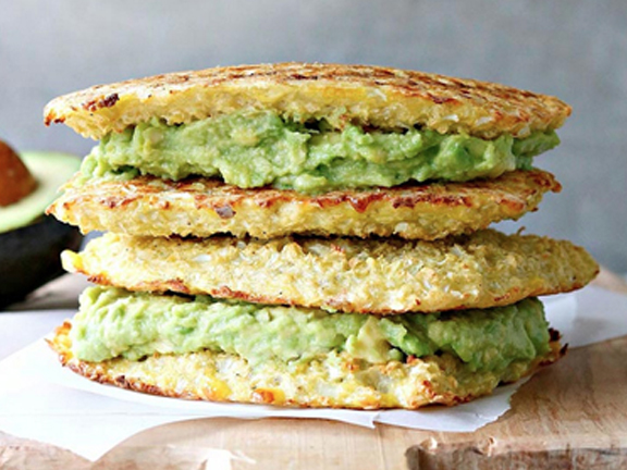 CAULIFLOWER TOAST WITH AVOCADO