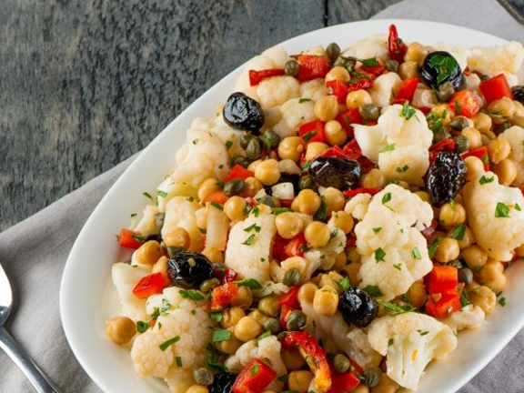 CHICKPEAS WITH VEGETABLES