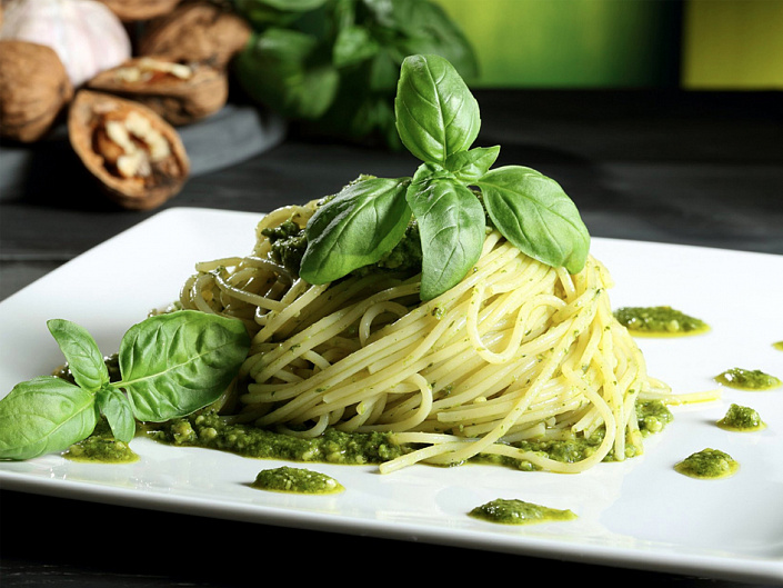 PASTA WITH PESTO SAUCE