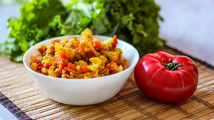 SPELT PORRIDGE WITH VEGETABLES