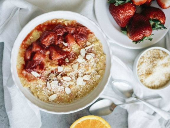 STRAWBERRY CORN PORRIDGE