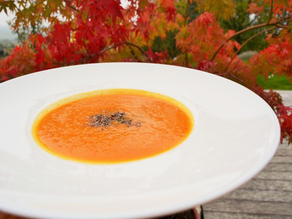 TOMATO SOUP WITH PUMPKIN