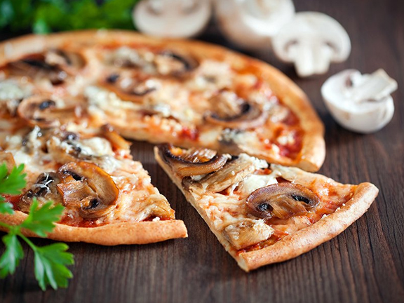 VEGETARIAN PIZZA WITH MUSHROOMS